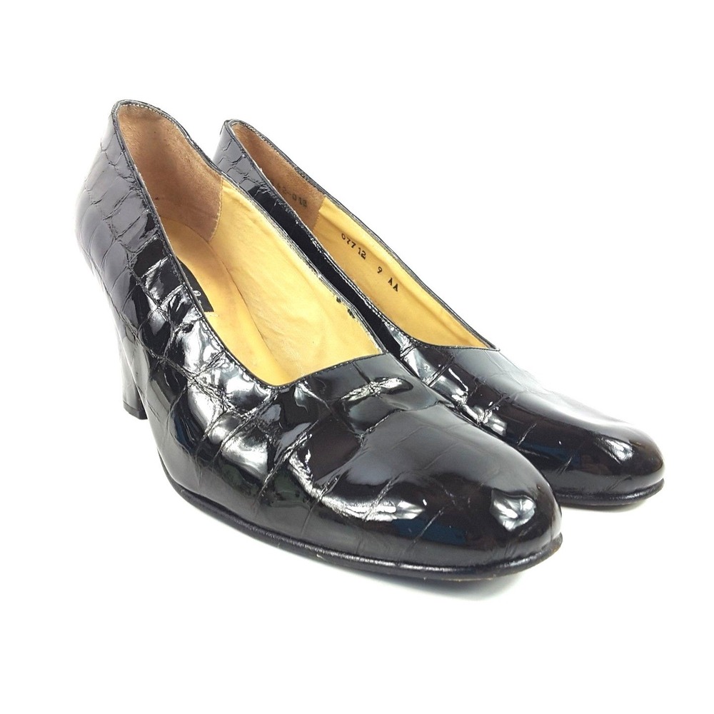 Kenneth Cole New York Women's Black Patent Leather Pump Shoe Faux Alligator 9 AA